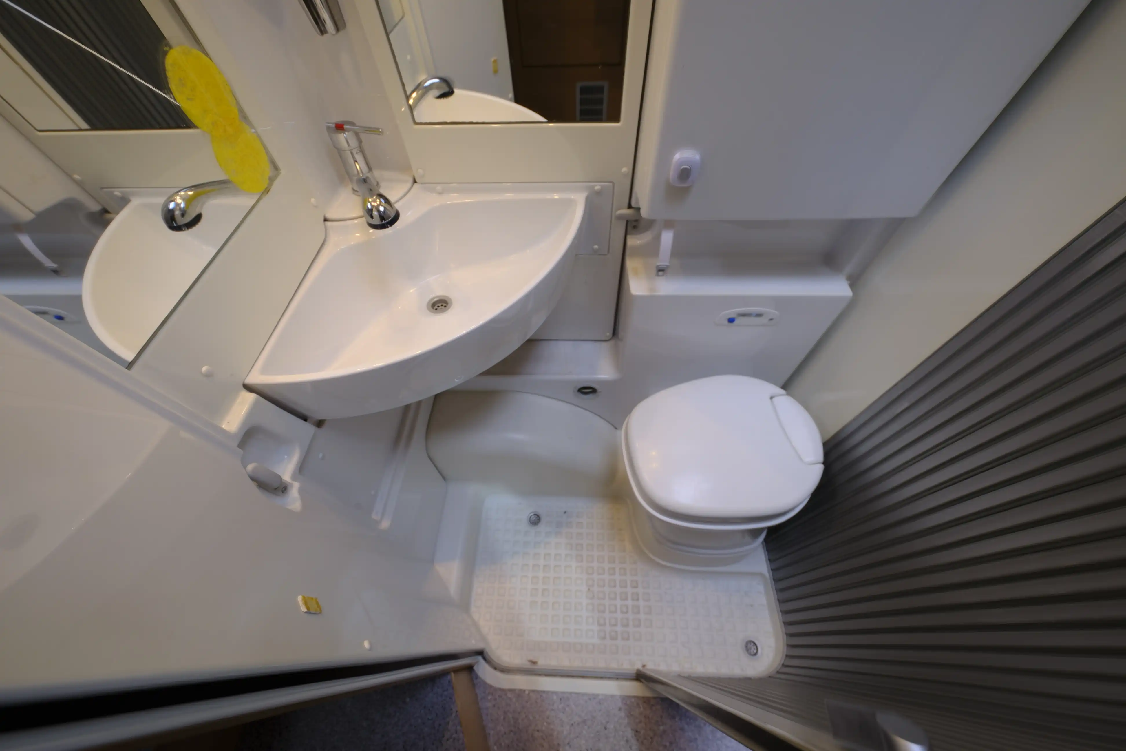 KNAUS VAN TI 600 ME